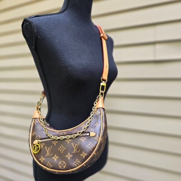 Louis Vuitton Loop Monogram - Picture 3 of 16